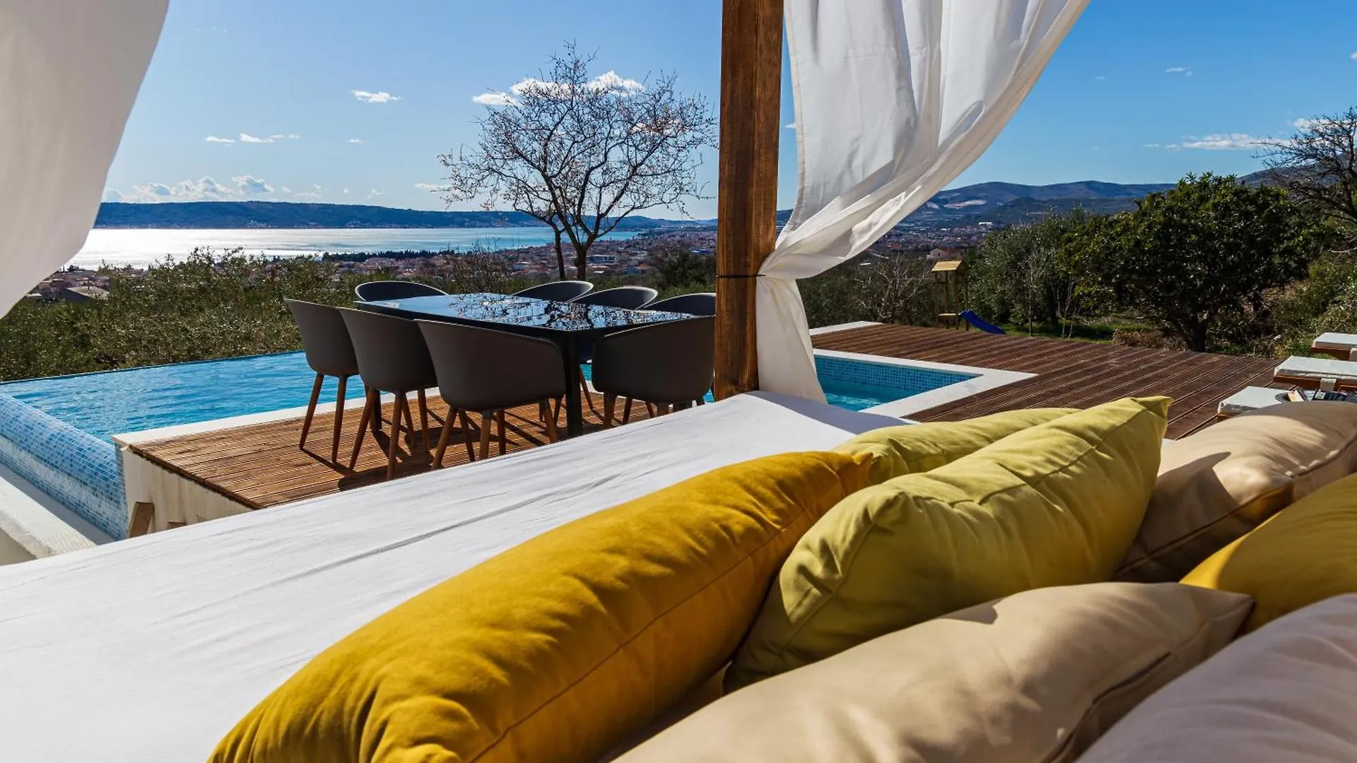 Villa Belle Vue With Heated Pool Kastela Croatia
