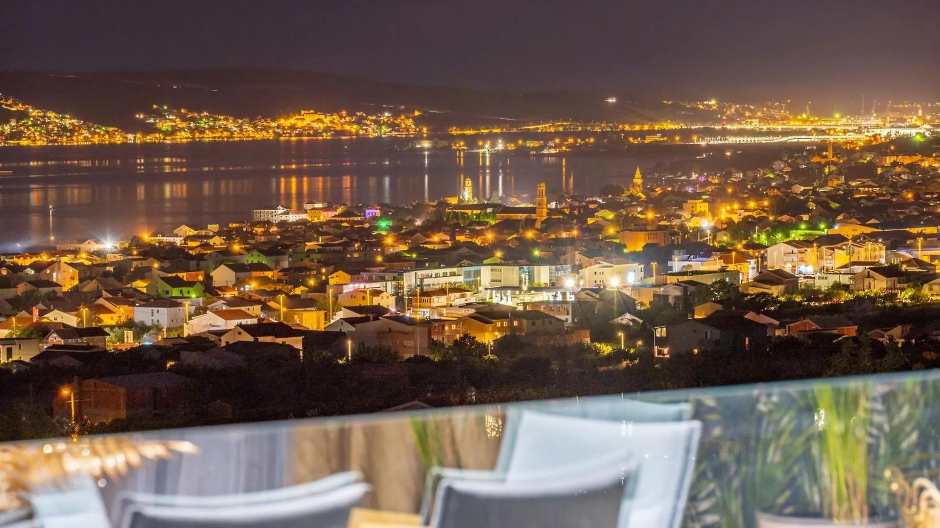 Villa Belle Vue With Heated Pool Kastela