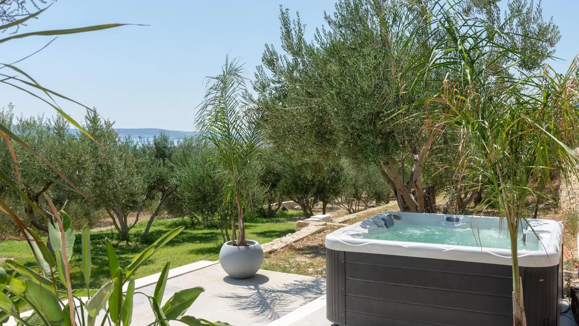 Villa Belle Vue With Heated Pool Kastela